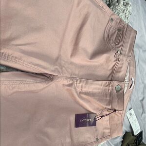 Lascania Women's Pink Cropped Pants